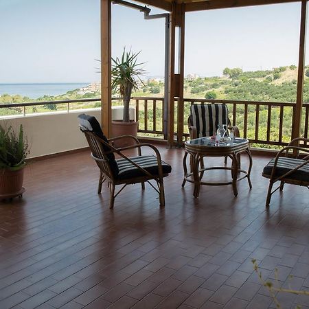 Alexandra Villa Stalós מראה חיצוני תמונה