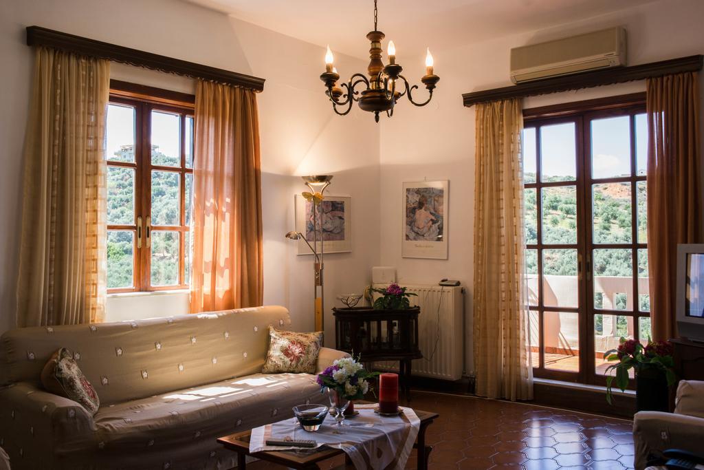 Alexandra Villa Stalós מראה חיצוני תמונה